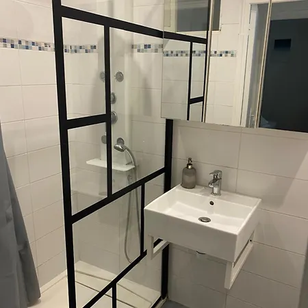 Apartmán Fabulous 1 Bedroom In Old Antibes